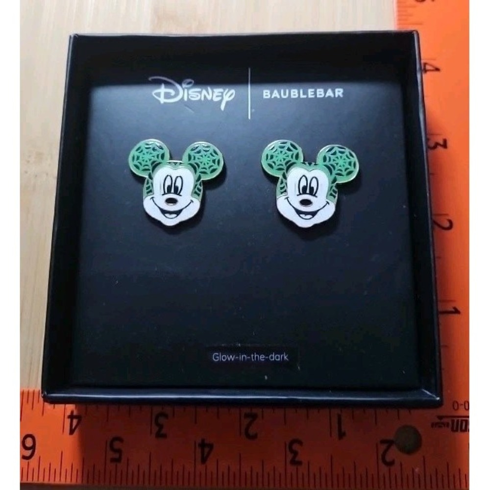 Baublebar Earrings Disney Halloween Glow in the Dark Spiderweb Mickey Mouse - Picture 3 of 3